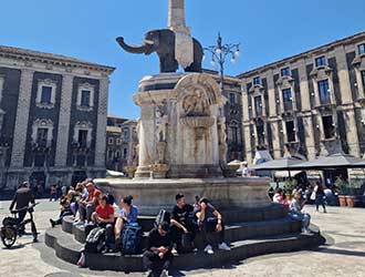 Potovanje po Siciliji – la dolce vita 233 Lingula, ta jezična šola | Potopis po Siciliji - Catania
