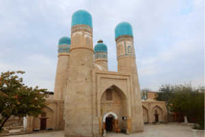 Uzbekistan – potovanje, ki te prevzame s pristnostjo 315 Lingula I Potovanje Uzbekistan Buhara