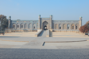 Uzbekistan – potovanje, ki te prevzame s pristnostjo 300 Lingula I Potovanje Uzbekistan Ferganska dolina