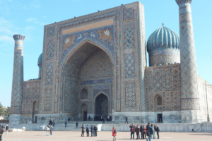 Uzbekistan – potovanje, ki te prevzame s pristnostjo 347 Lingula I Potovanje Uzbekistan Samarkand