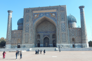 Uzbekistan – potovanje, ki te prevzame s pristnostjo 354 Lingula I Potovanje Uzbekistan Samarkand