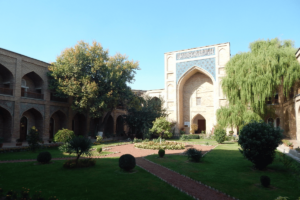 Uzbekistan – potovanje, ki te prevzame s pristnostjo 261 Lingula I Potovanje Uzbekistan Taskhent